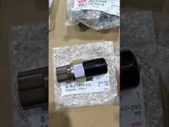 8-98119790-0 सेंसर; प्रेस